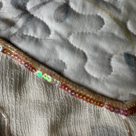 Beautiful spaghetti strap sequence top - Picture 2 of 6